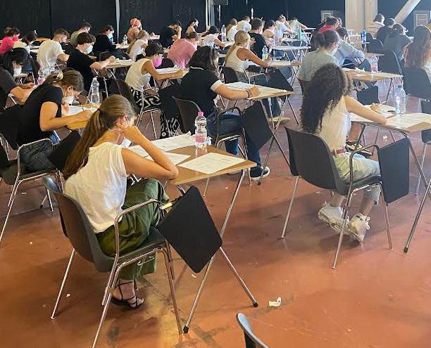 Ferrara, copiano dal web al concorso: prova annullata e indagine