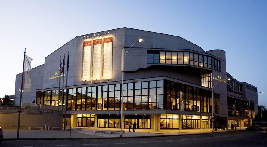 CAGLIARI    il teatro  Lirico