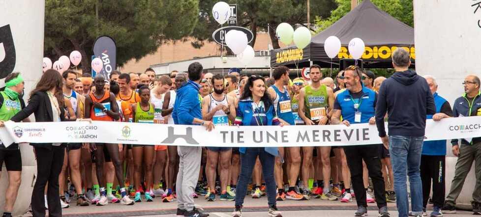 Comacchio. Tutti di corsa per la Half Marathon con duemila iscritti