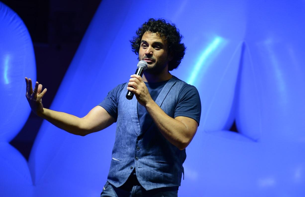 Baz: «L’allegria fa rumore e io sono dipendente»