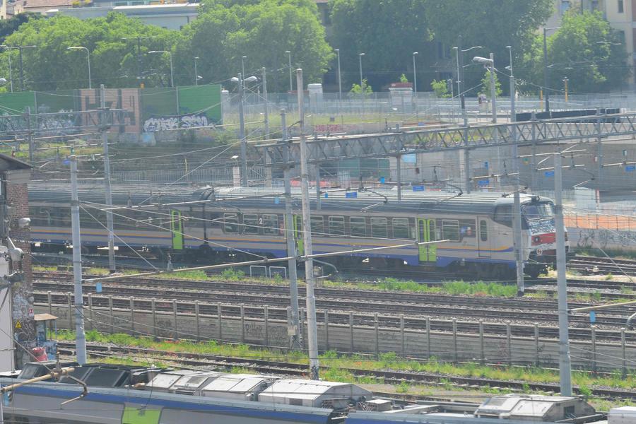 Firenze, treno senza passeggeri svia dai binari: disagi e ritardi