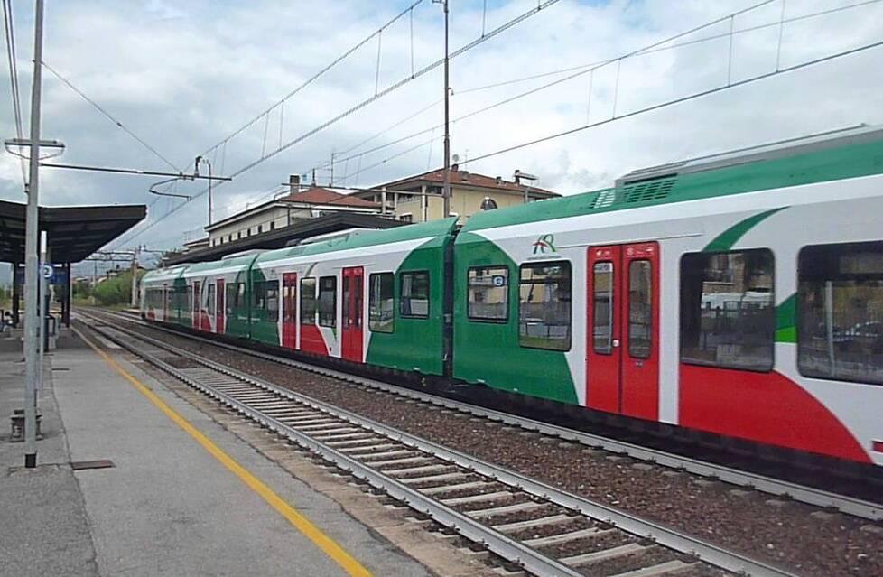 Modena, la Regione potenzia i treni. La protesta: «Sistemate prima Gigetto»