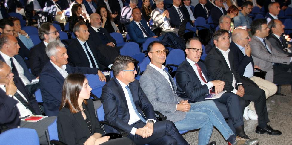 Un'immagine del pubblico presente alla presentazione di Top1000