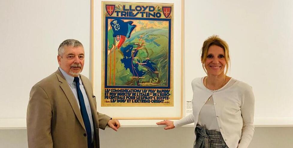 Il superpoliziotto Guy Tubiana e la direttrice del museo Chiara Gatti
