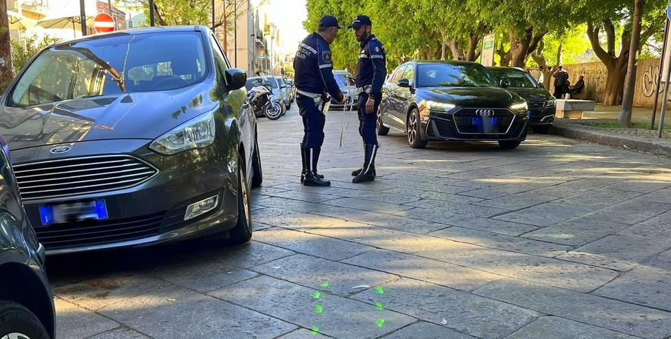 Travolto da uno scooterone a Sassari, 78enne muore in ospedale 