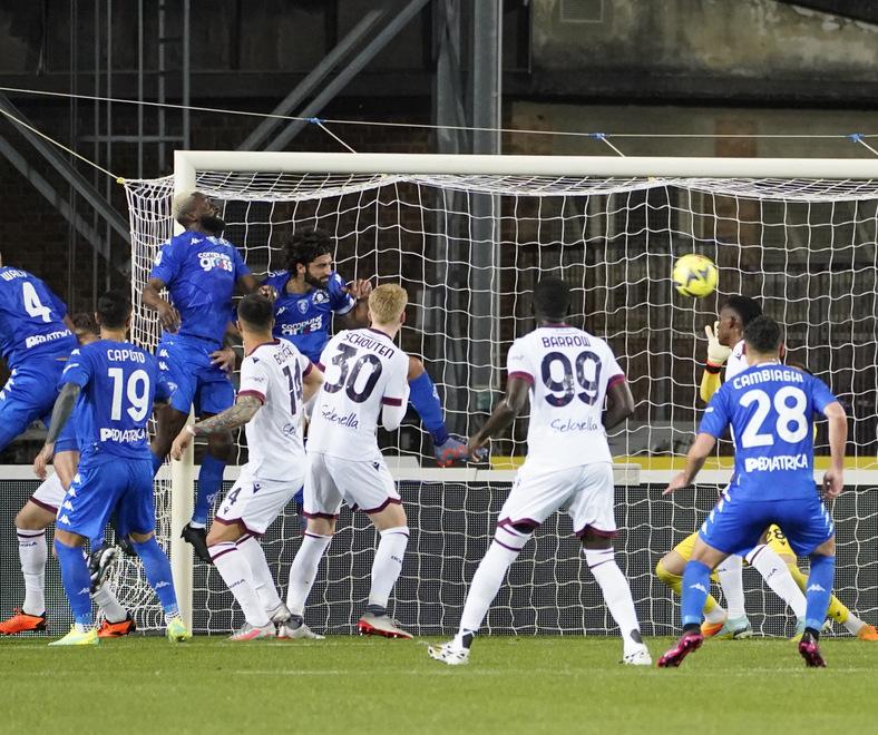 C’è un altro azzurro che fa festa: l’Empoli risorge e batte il Bologna 