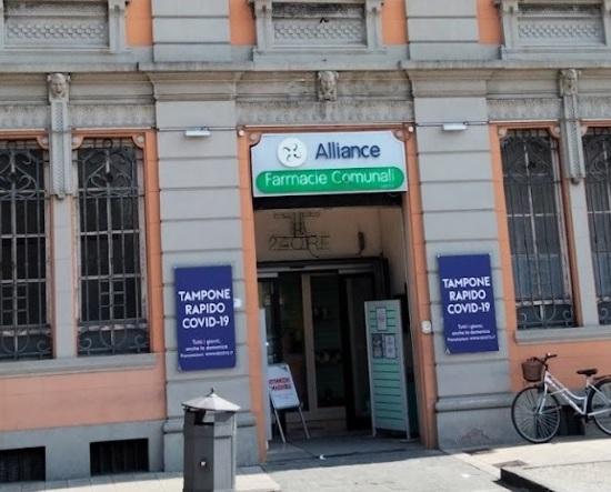 La farmacia comunale H24 di piazza Curtatone