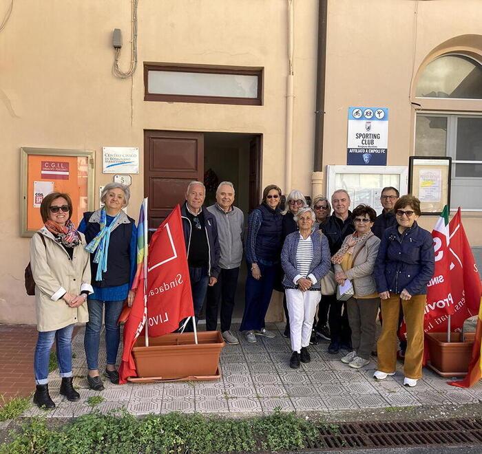 L’inaugurazione della nuova sede dello Spi Cgil a Rosignano Marittimo, con il sindaco Donati e l’assessora Prinetti (foto Falorni/Silvi)