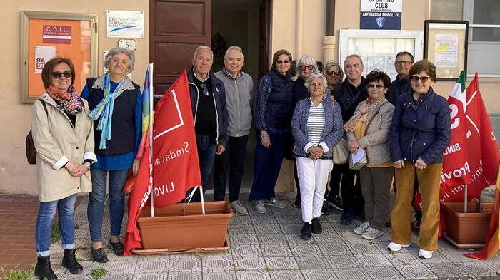 L’inaugurazione della nuova sede dello Spi Cgil a Rosignano Marittimo, con il sindaco Donati e l’assessora Prinetti (foto Falorni/Silvi)