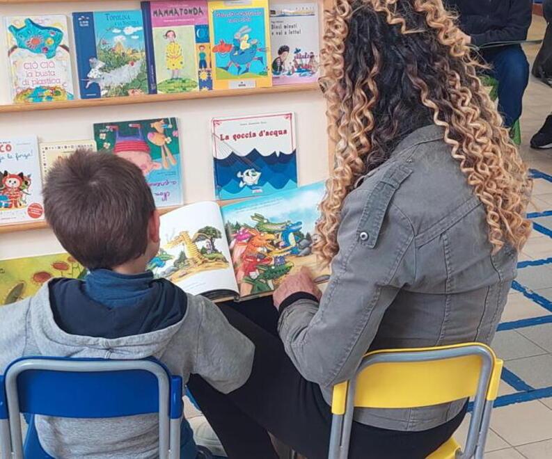 Libri in prestito e baby letture, così a Livorno i bimbi crescono in biblioteca 