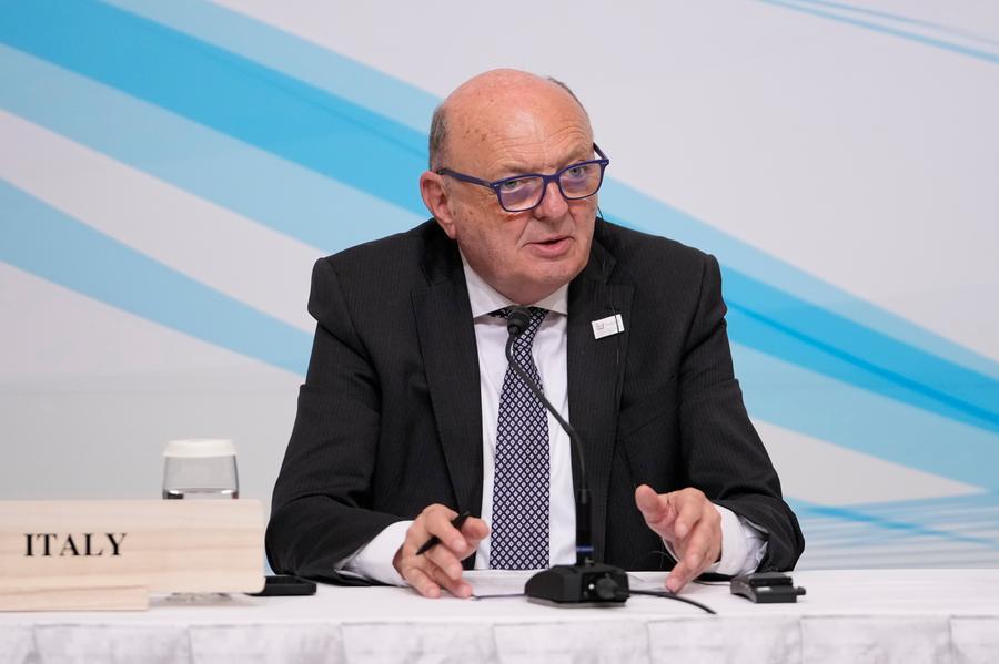 «Aggiungeremo un rigassificatore a Porto Torres»: l’annuncio del ministro Pichetto al Greenwek di Parma