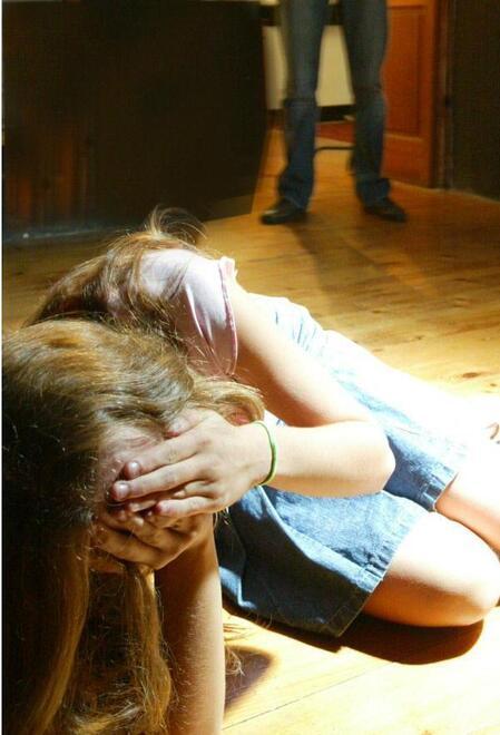 Modena «Abusata da mio padre per circa otto anni» 