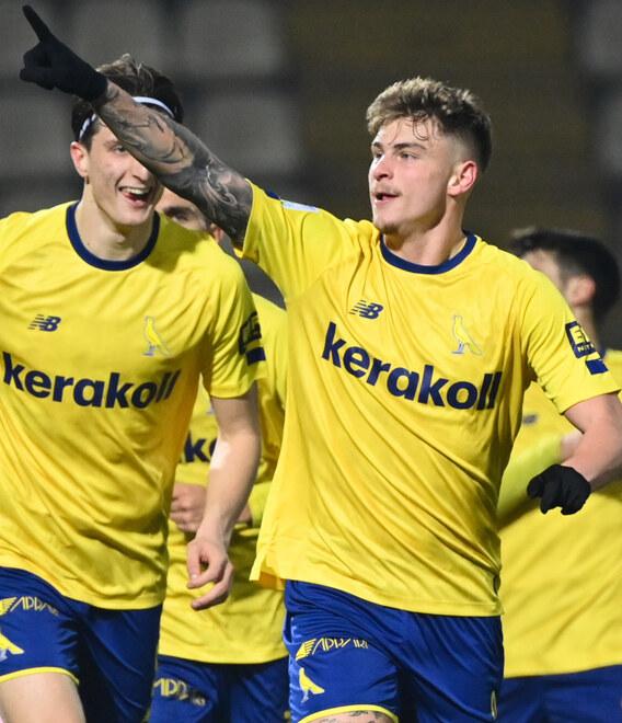 Modena Falcinelli: caviglia ko, resterà ai box Dubbi in attacco: Bonfanti si scalda 