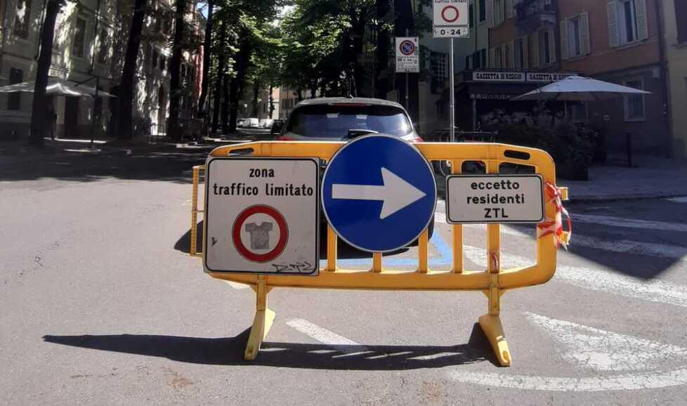 Barricate contro la Ztl in centro storico