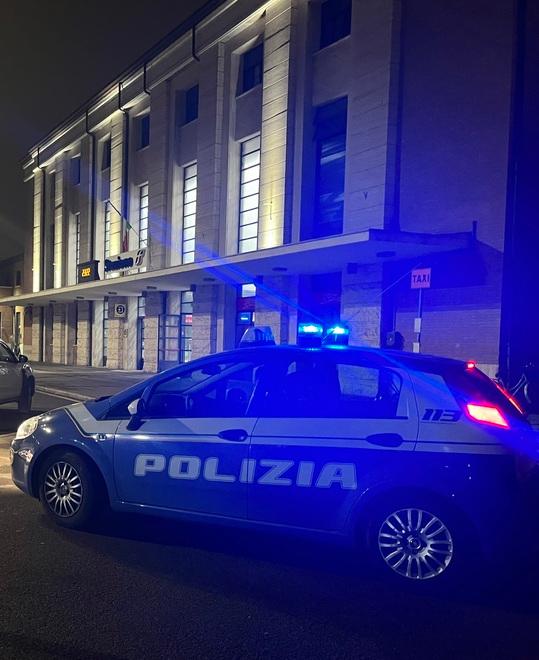 Colpito da una bottigliata provoca il caos in ospedale