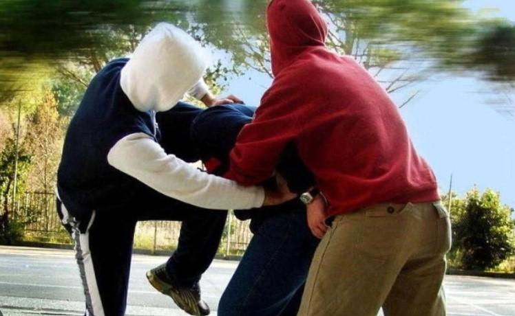 Prato, botta e risposta tra italiani e cinesi: 24 ragazzi denunciati per le due risse