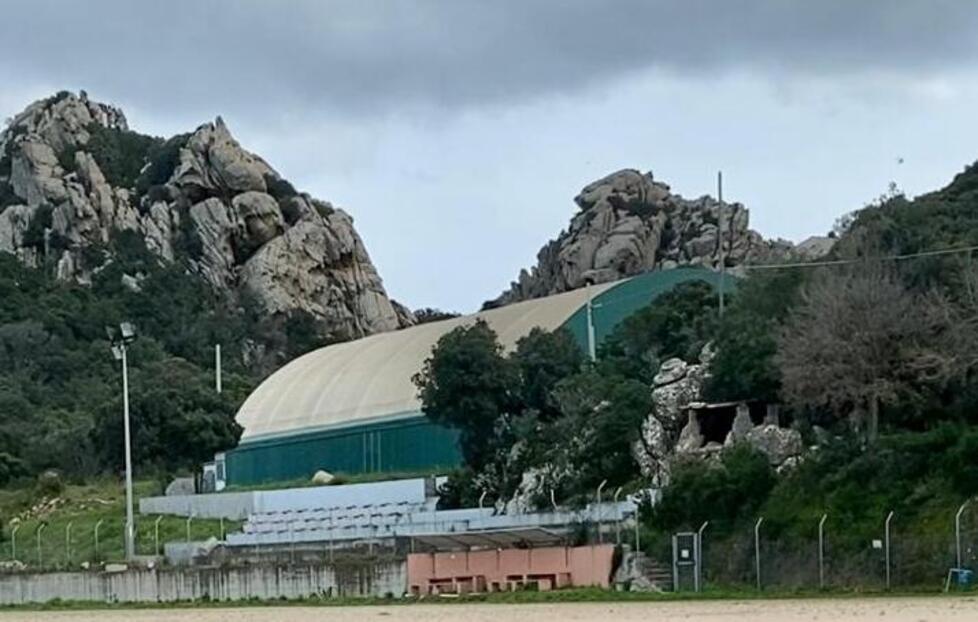 Olbia, la palestra regalata dallo sceicco? Ultimata da anni ma mai aperta 