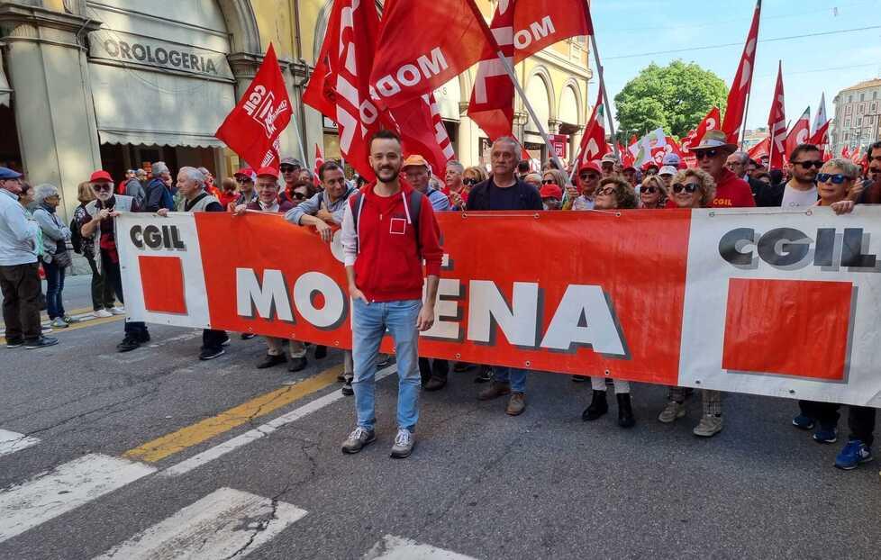 Manifestazione sindacale di Bologna Uno su dieci da Modena «Uniti per i lavoratori» 
