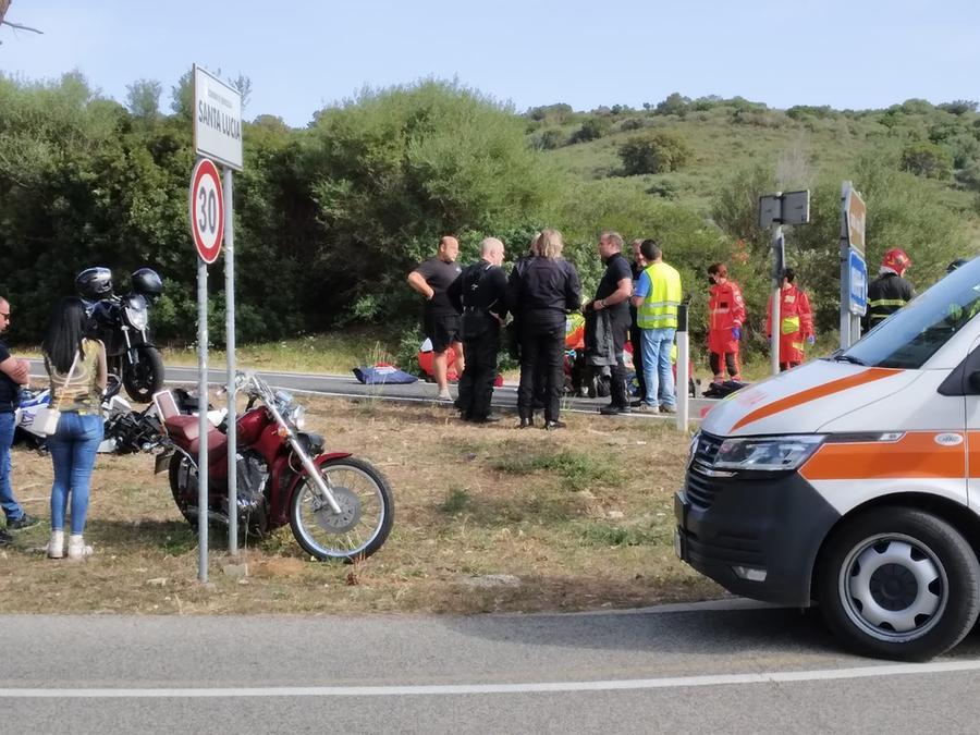 Violento scontro fra 2 moto al bivio di Santa Lucia: 60enne di Siniscola grave in ospedale a Nuoro