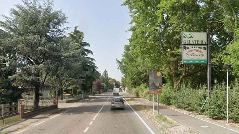 A Montale in azione ladri inseguitori: «Lampeggiano e se ti fermi rubano»