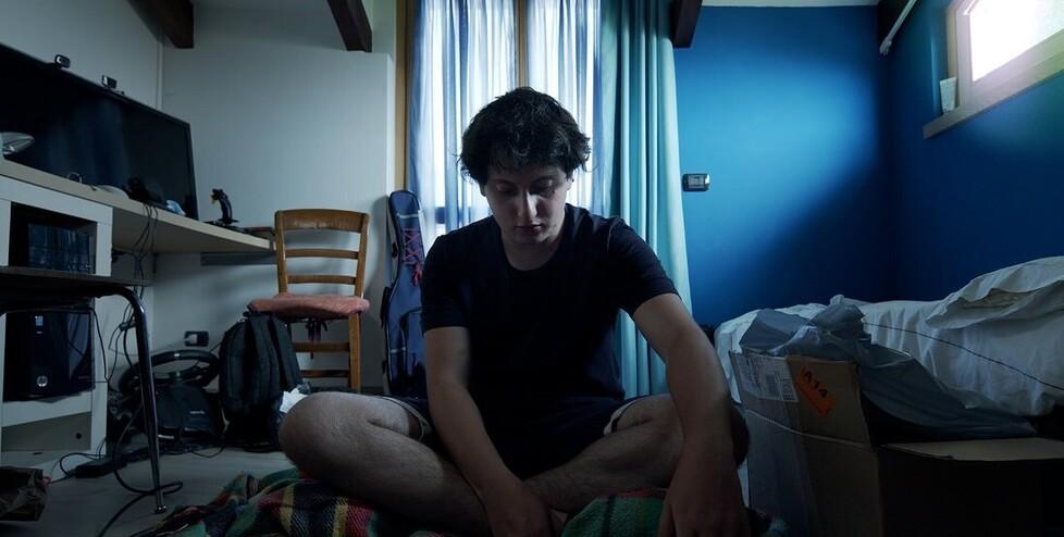 Modena Vivono soli e chiusi in camera Salgono a 90 i ragazzi hikikomori 