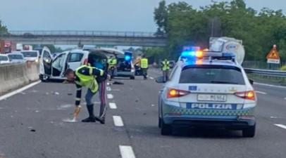 Modena Nord, incidente tra un furgone e un’autocisterna: un morto e 2 feriti gravi