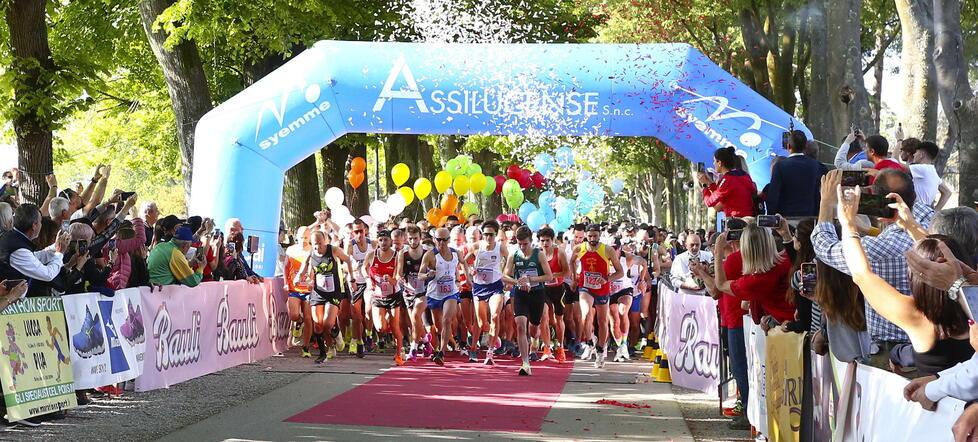 Lucca, Una corsa per 1.250: mai stati così tanti alla mezza maratona 