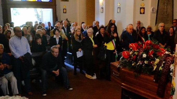 Addio Luciano, uomo giusto che ha donato tanto amore