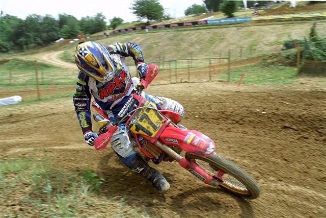 Lutto a Roteglia: morto il motocrossista di 39 anni Filippo Debbi