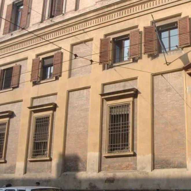 Modena Pestaggio di gruppo a passeggero di un bus: una condanna 