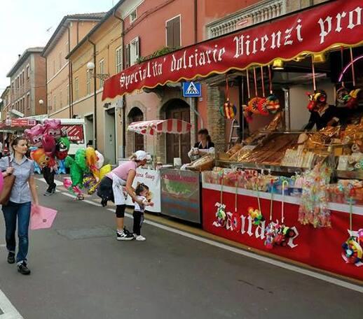 Fiorano “Sempre Maggio” Si riparte con musica e cucina greca 
