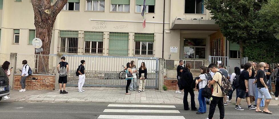 Al Professionale di Cecina si sperimenta la scuola senza voti: «Si toglie la frustrazione dell’insufficienza»