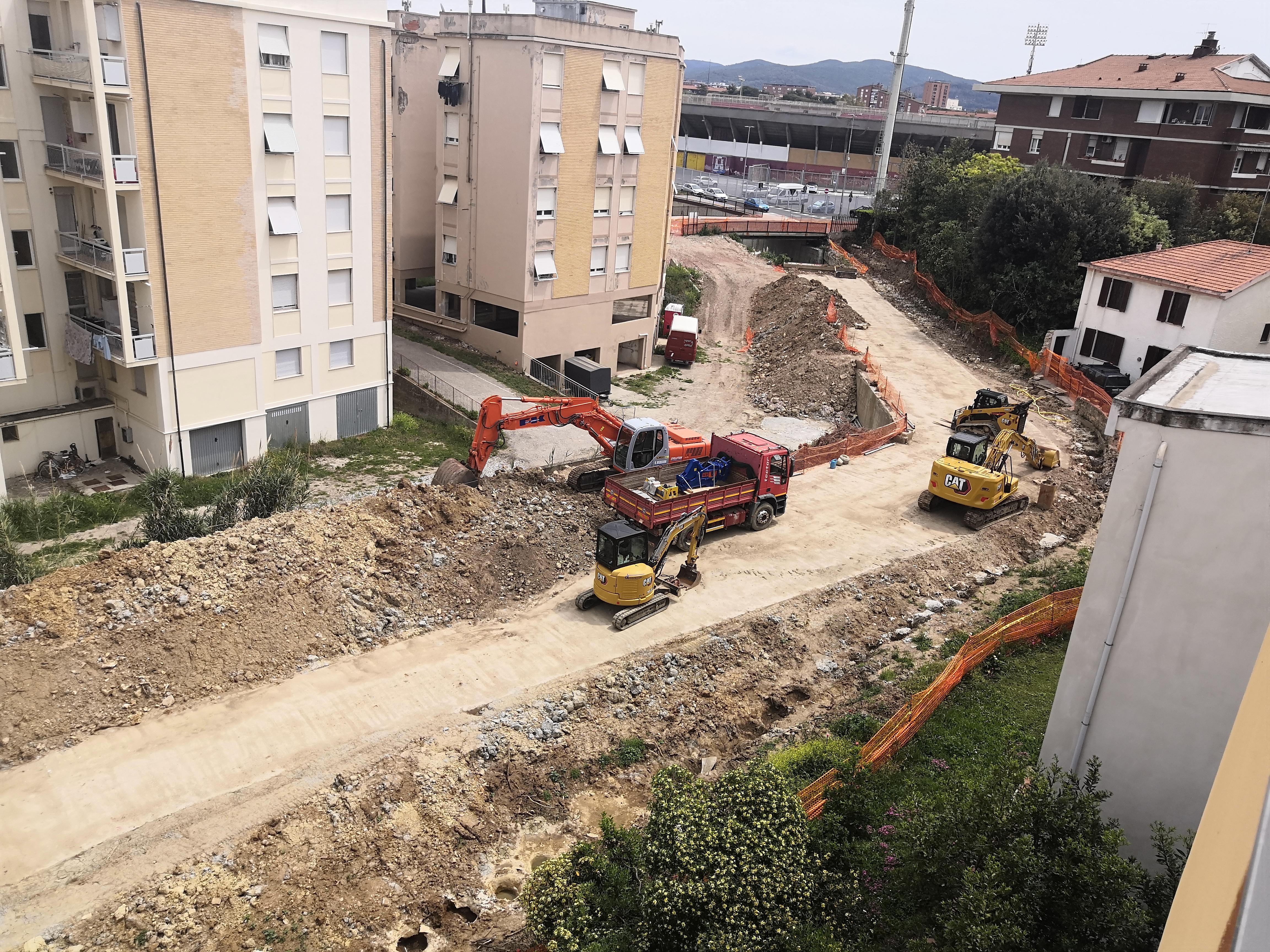 Rio Maggiore, i lavori in via Toti non decollano. L’appello: «Fate presto»