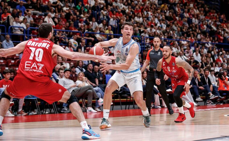 Dinamo-Reyer, ancora una volta