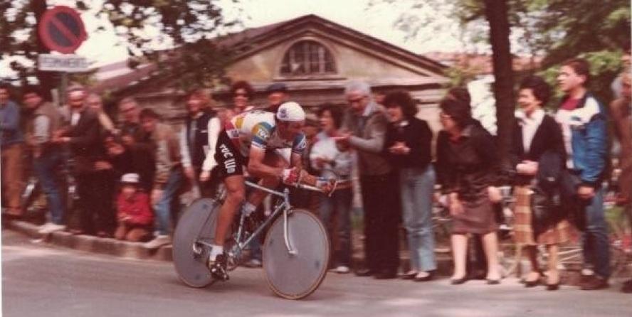 Il Giro transita in Lucchesia 