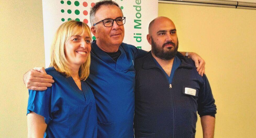Modena Due bambini rischiano di perdere la mano I chirurghi del Policlinico li salvano 