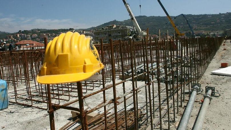 Edilizia nell’isola: è un crollo senza fine