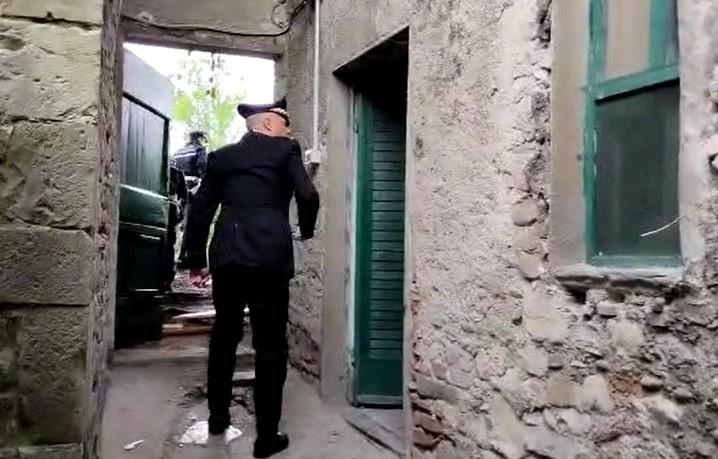 Sgombero bis al bastione di San Giusto: gli occupanti abusivi erano tornati