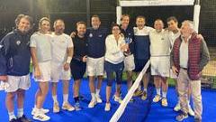 I giornalisti e i tesserati del Tc Prato che si sono sfidati a padel