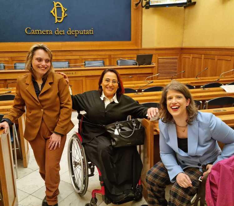 Castelvetro. Una legge per aiutare le mamme disabili «Contro i pregiudizi» 