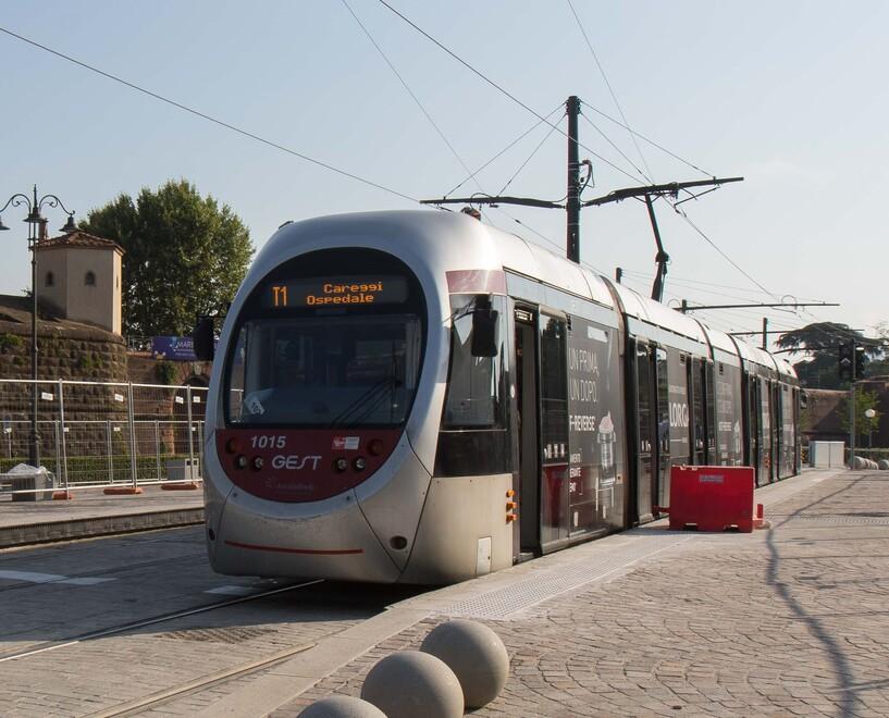 Tramvia per lo stadio, cambia il progetto: nel sottopasso delle Cure un solo binario – La mappa