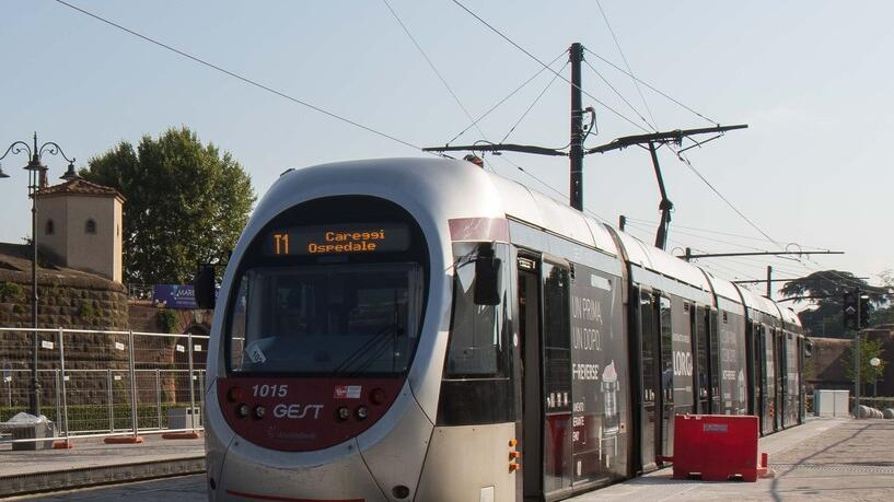 Tramvia per lo stadio, cambia il progetto: nel sottopasso delle Cure un solo binario – La mappa