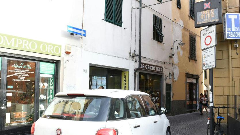 Lucca, raffica di errori ai varchi della Ztl: multate 35 vetture col permesso. Cosa devono fare i sanzionati
