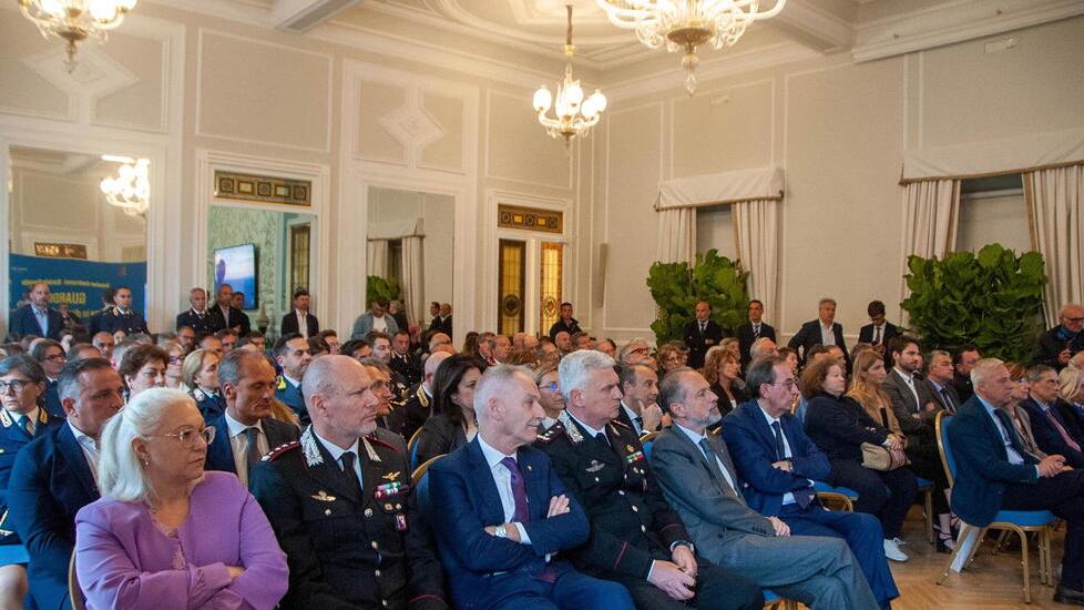 Viareggio, gli eroi della lotta al terrorismo ricordati al Principe di Piemonte