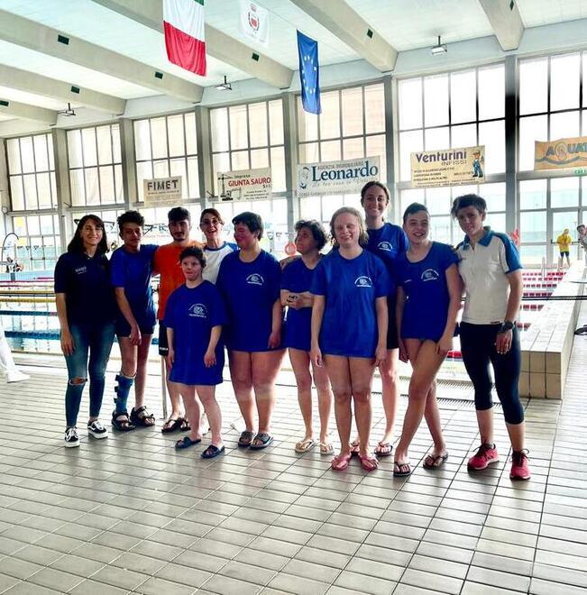 Dieci medaglie (7 ori) per gli atleti paralimpici del Nuoto Valdinievole