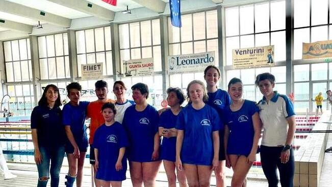 Dieci medaglie (7 ori) per gli atleti paralimpici del Nuoto Valdinievole