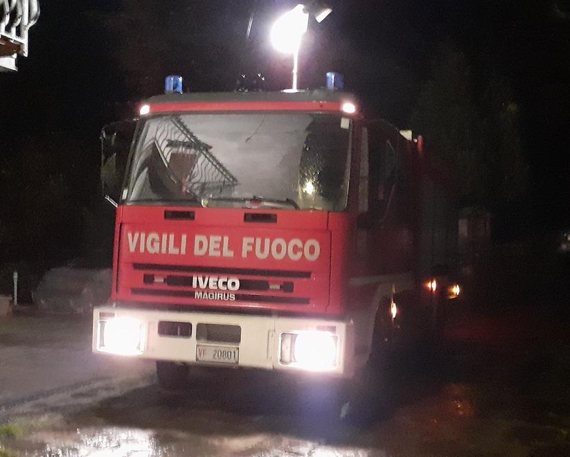 Castelvetro Litiga col caporeparto e gli brucia l’automobile 