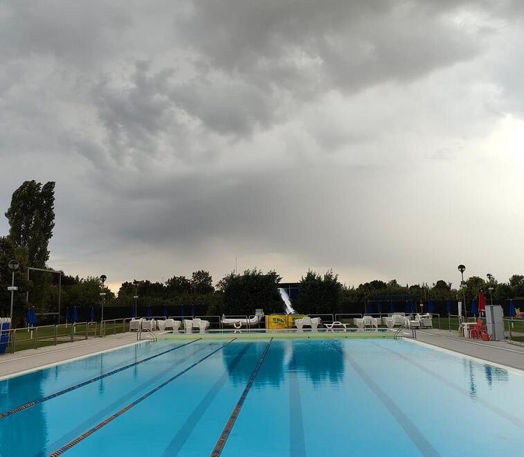 Bomporto Trovato un gestore per la piscina Darsena L’estate è salva 