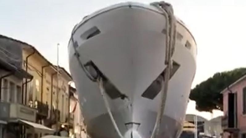 Viabilità a Viareggio, la nautica chiede un asse senza troppe curve