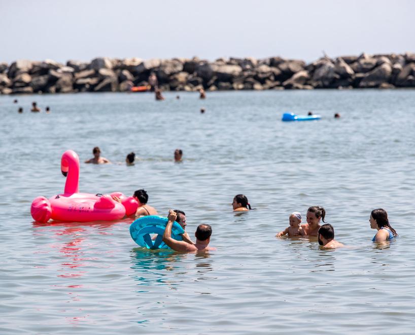 Promosso il mare dei Lidi: bandiera blu a Comacchio